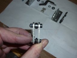 Towing hook assembly (39)